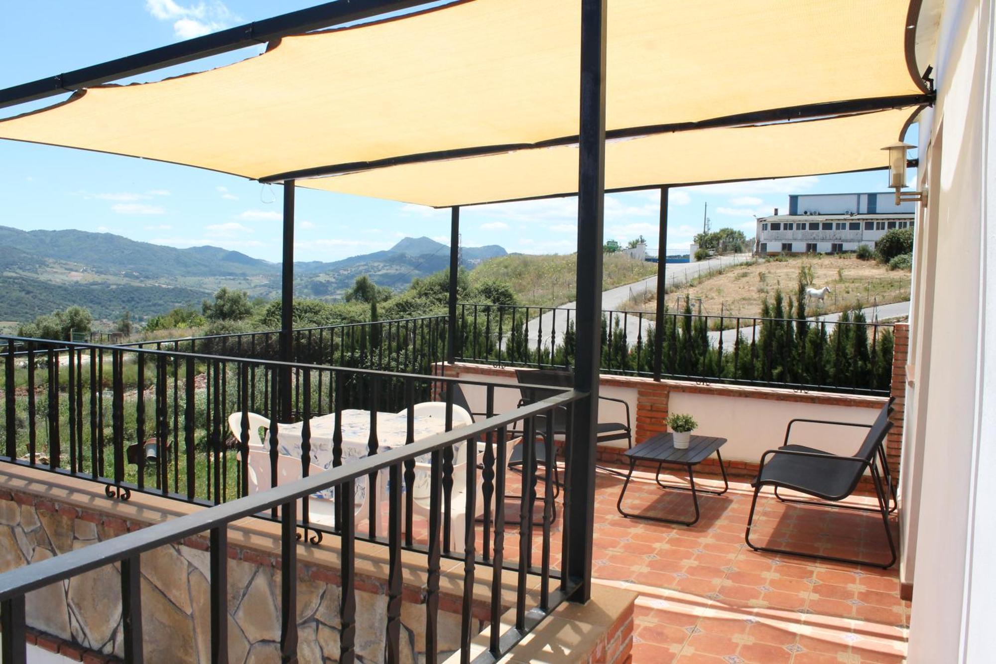 Apartamento Valle Del Guadiaro コルテス・デ・ラ・フロンテラ エクステリア 写真
